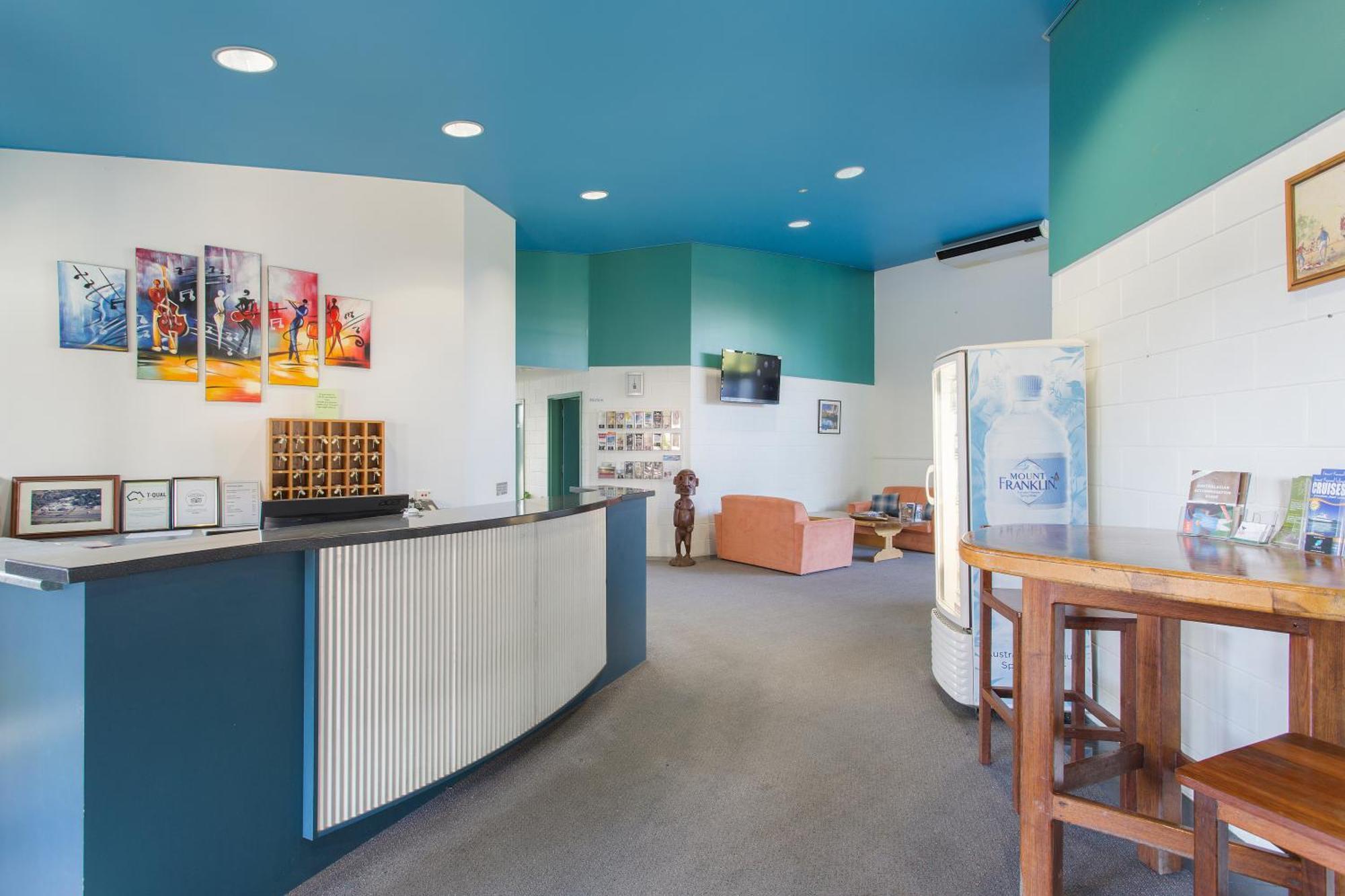רוקהמפטון Capricorn Motel & Conference Centre מראה חיצוני תמונה