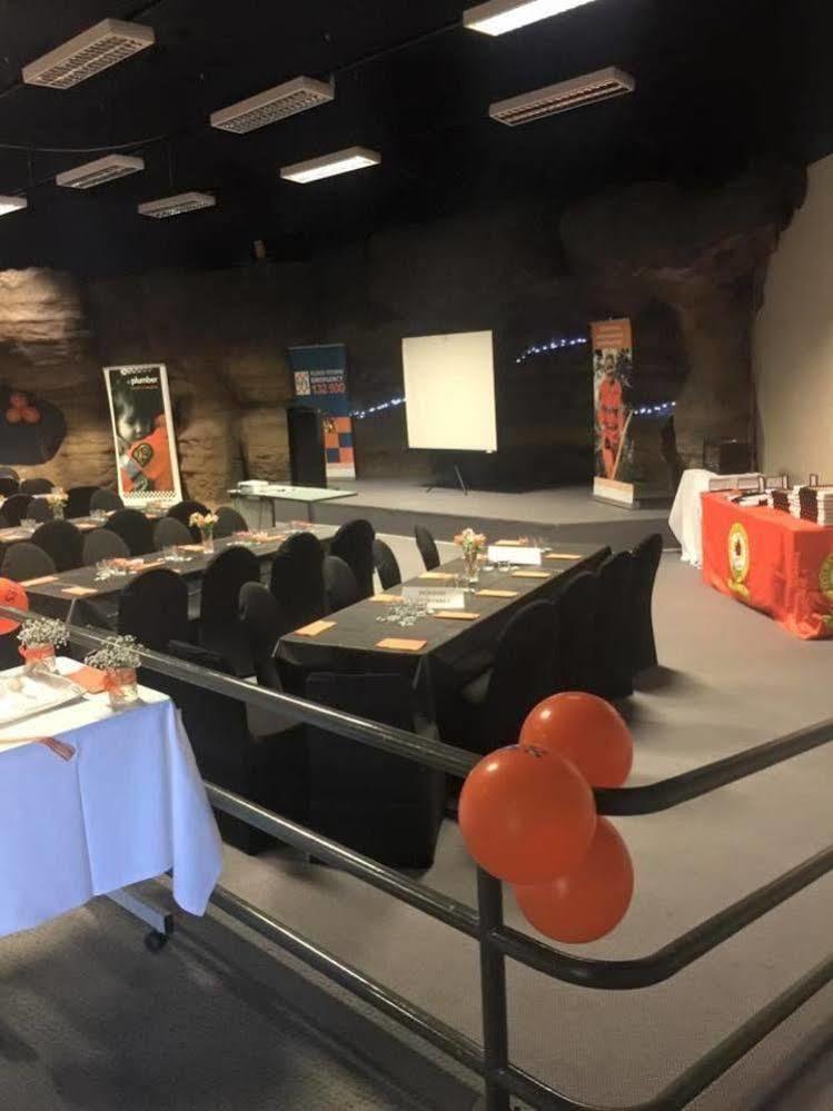רוקהמפטון Capricorn Motel & Conference Centre מראה חיצוני תמונה